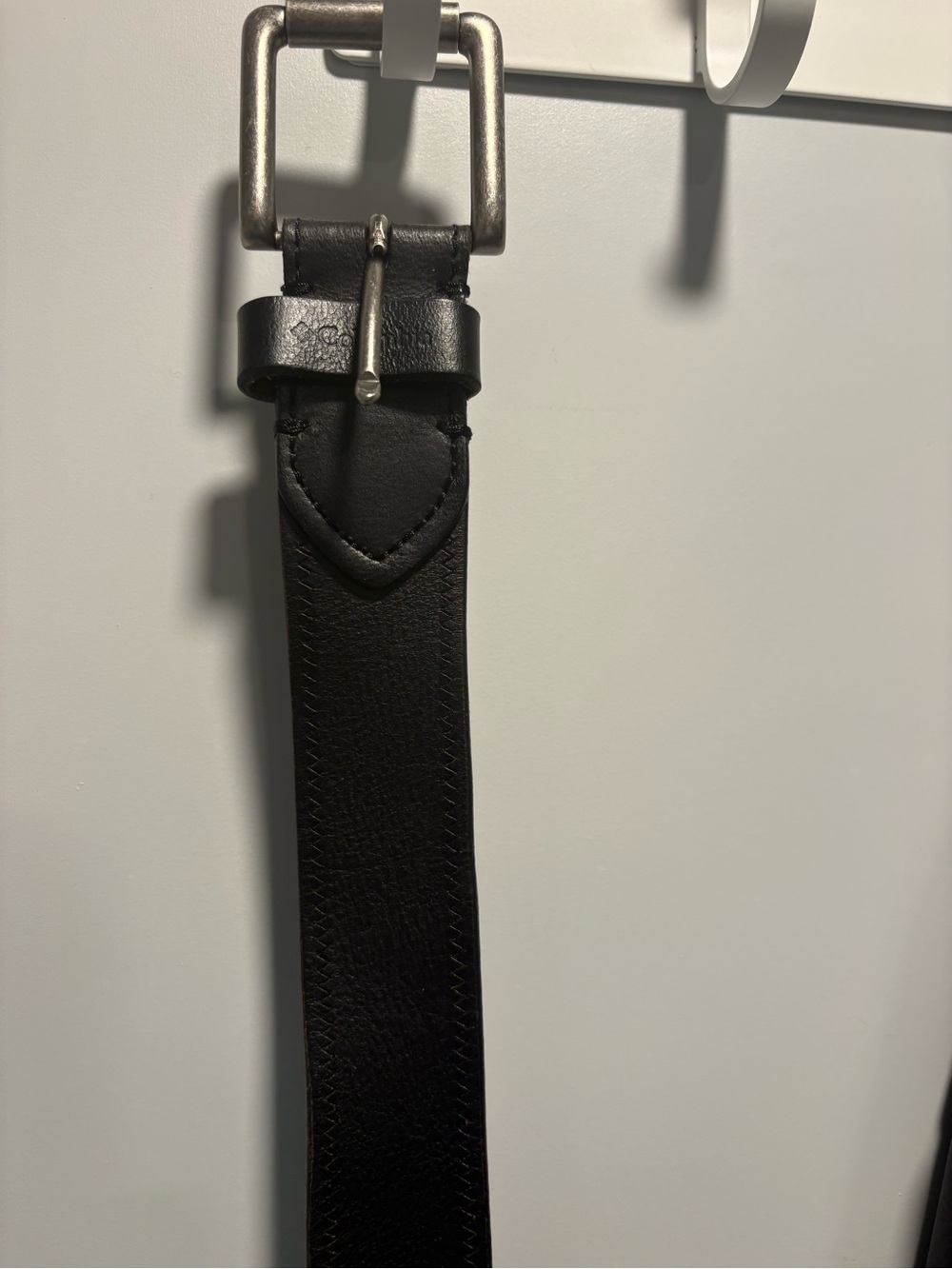Columbia Black Leather Men’s Belt with Silver Buckle